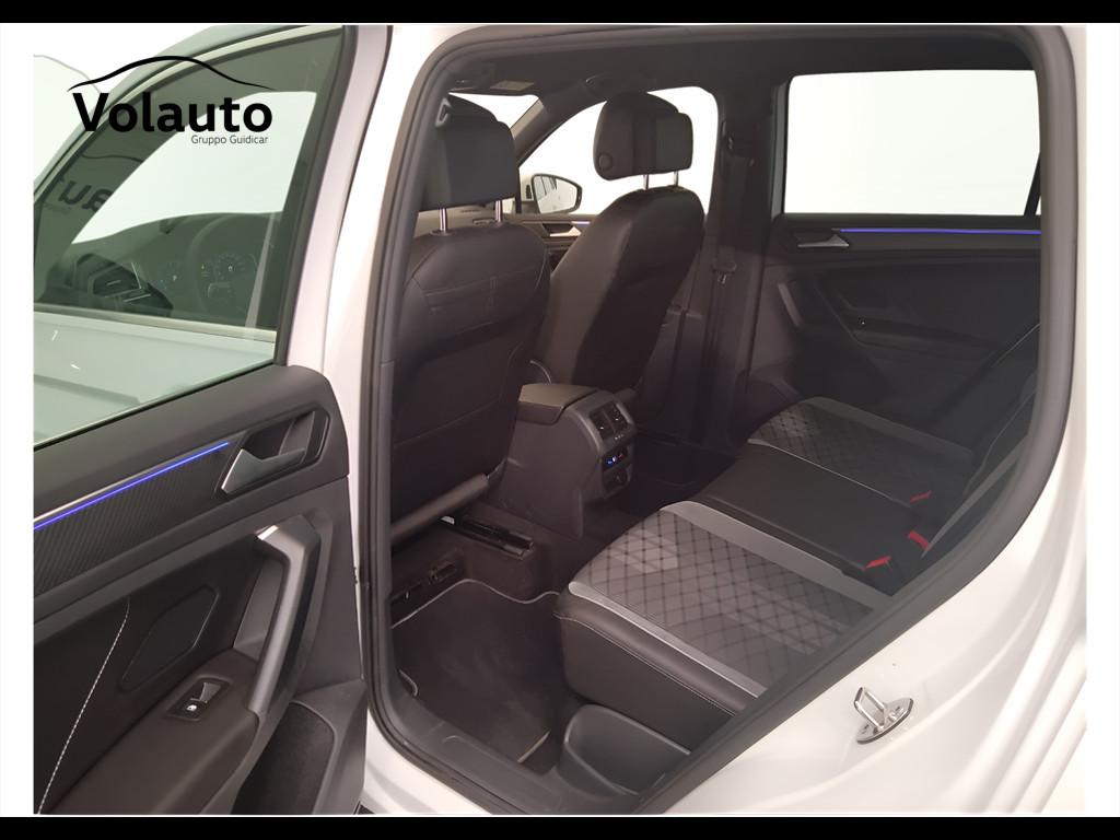 VOLKSWAGEN Tiguan II 2021 - Tiguan 1.5 tsi R-Line 150cv dsg