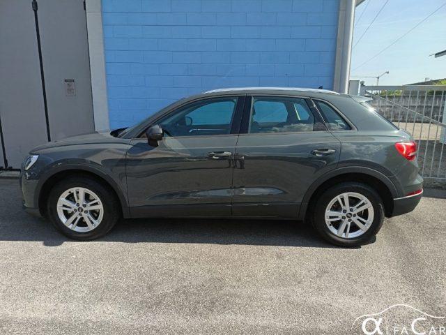 AUDI Q3 35 TFSI S tronic Business