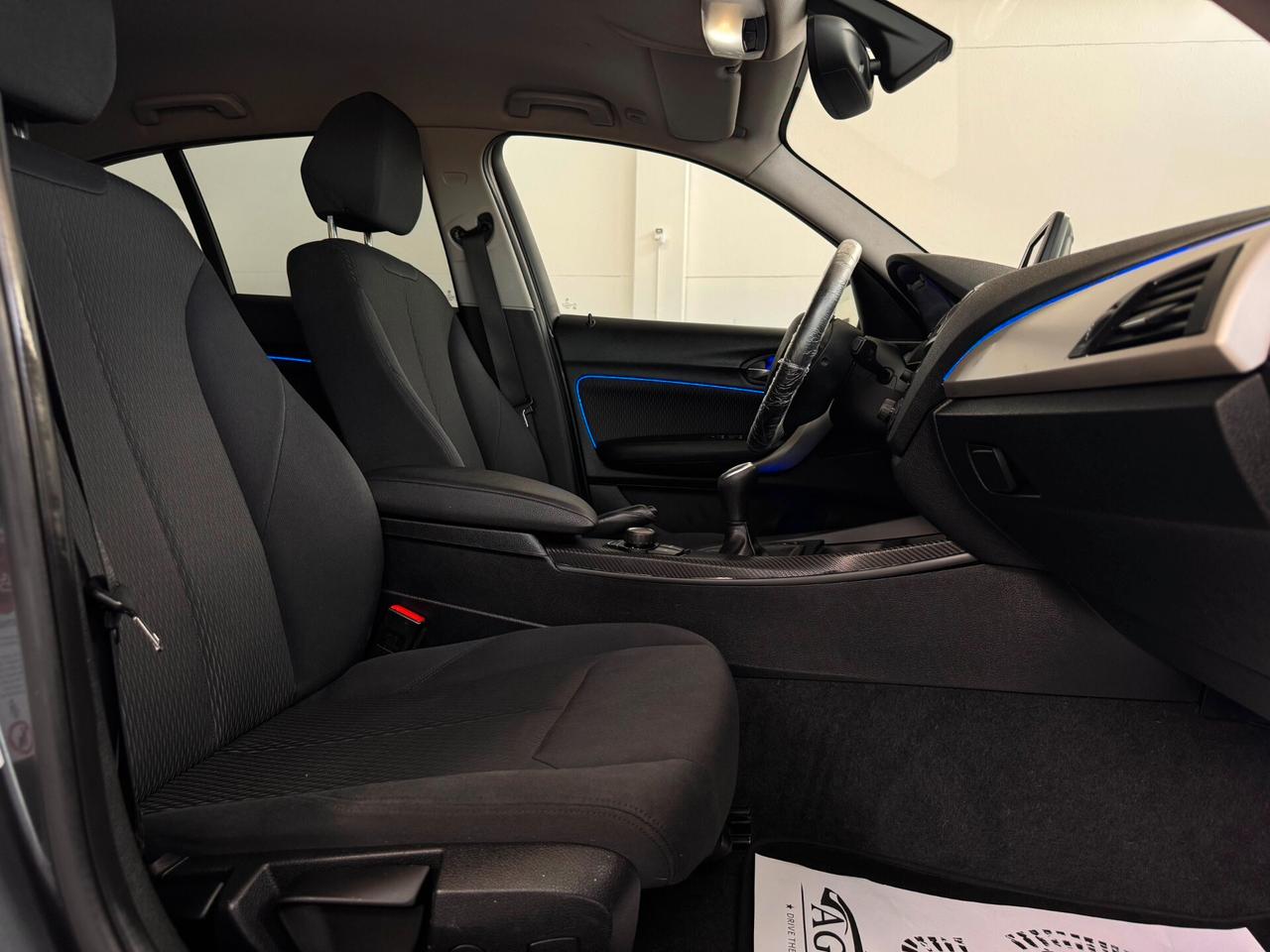 Bmw 116 116d 5p. Urban