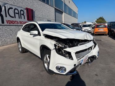 Mercedes-benz GLA 200 Business