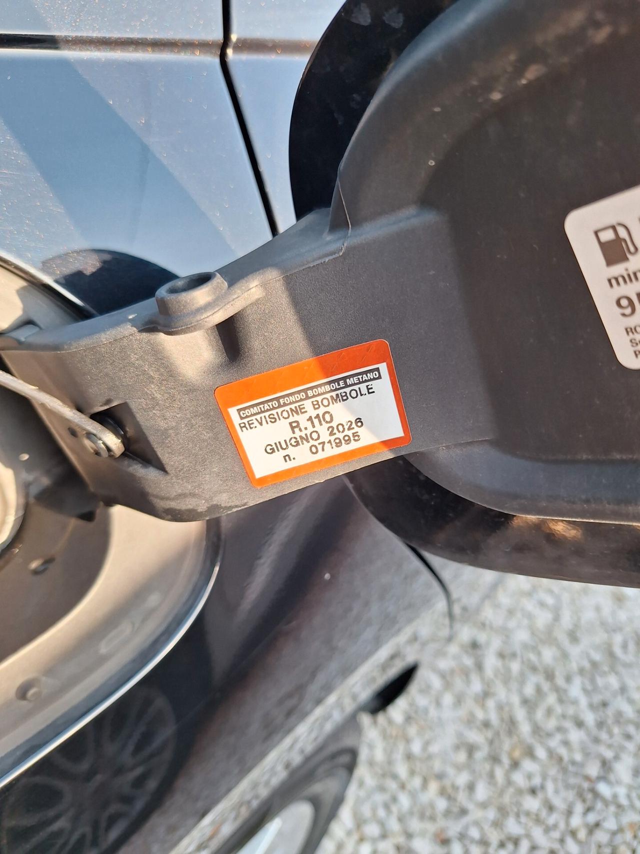 Volkswagen Polo 1.0 TGI 5p. Highline. DISTRIBUZIONE NUOVA