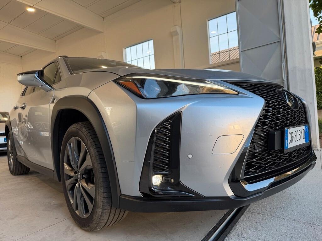 Lexus UX Hybrid 4WD Design