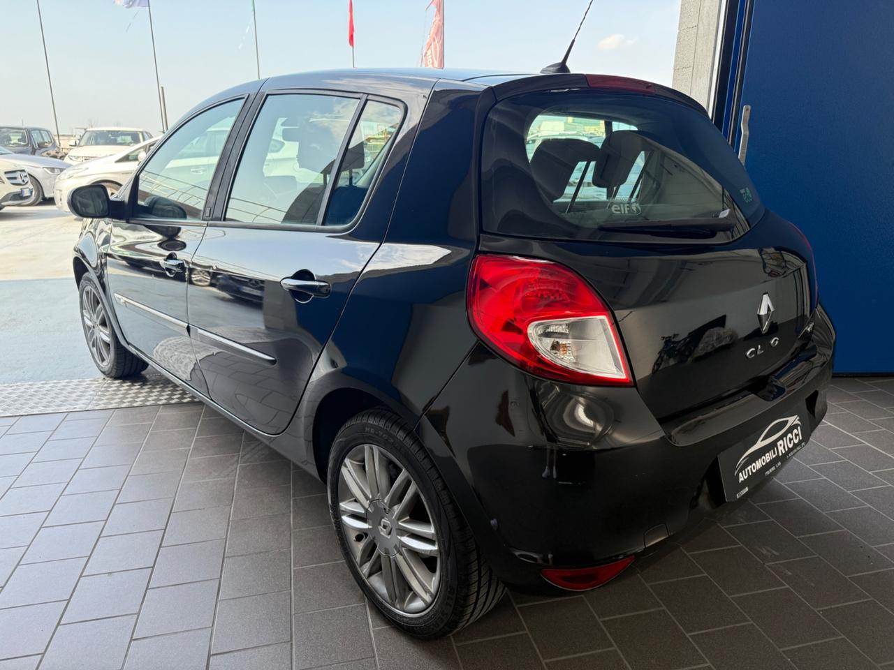 Renault Clio 1.5 dCi 75CV 5 porte Neopatentati
