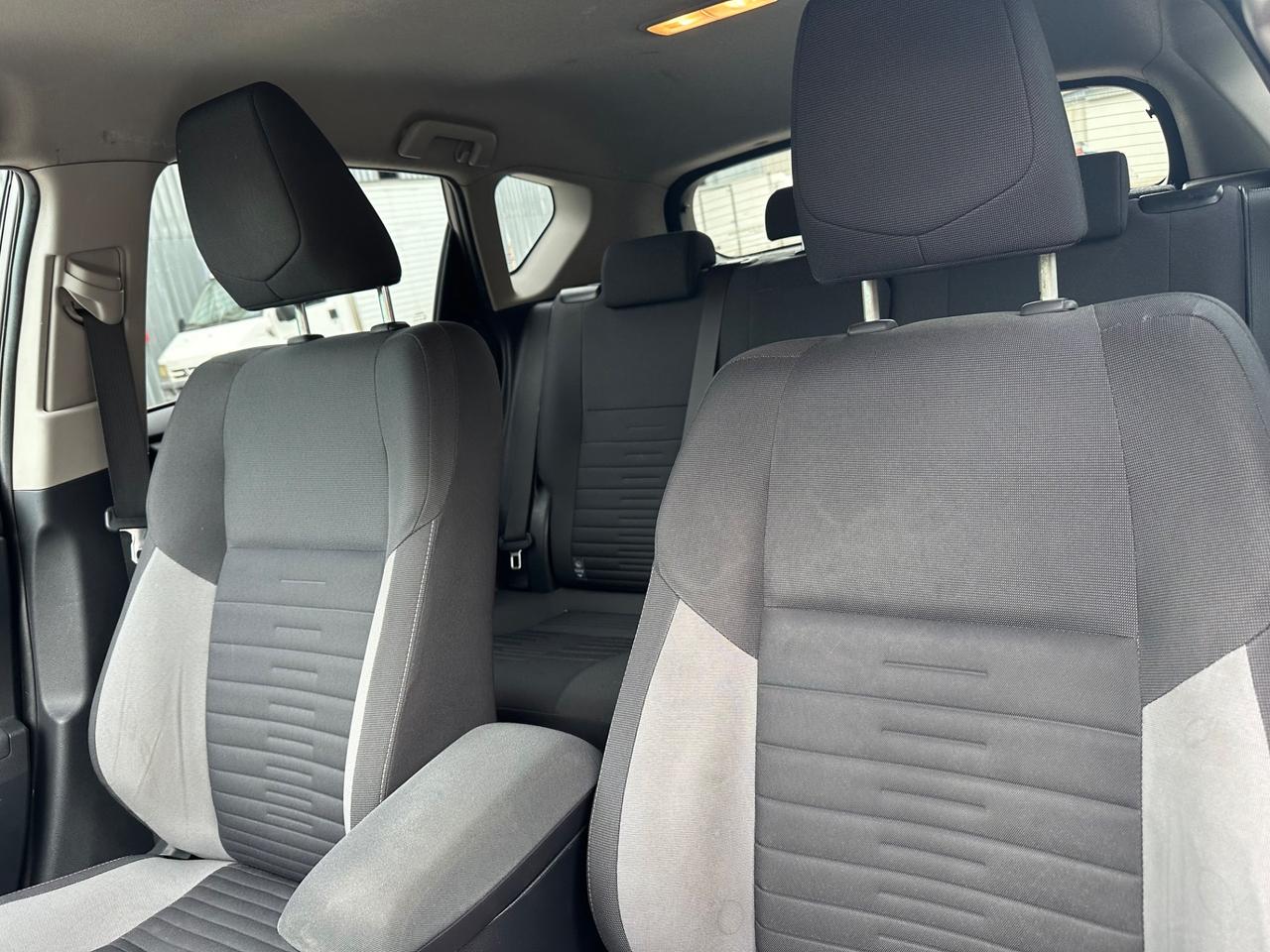 Toyota Auris 1.8 Hybrid Lounge ibrida leggi bene