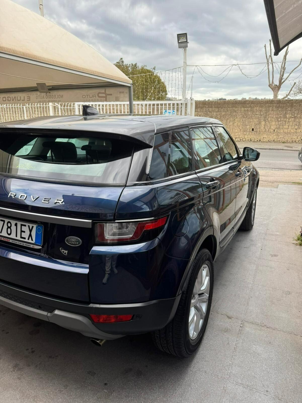 Land Rover Range Evoque 2.0 eD4 5p. Business Edition Premium Pure