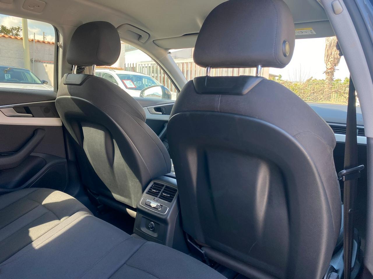 Audi A4 allroad Business Evolution 2.0 TDI 190CV s tronic quattro