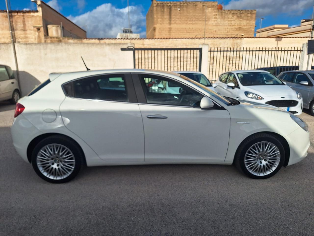 Alfa Romeo Giulietta 1.6JTD 105CV Progression 2013