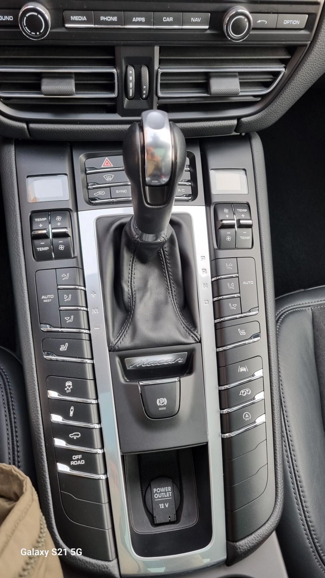 Macan 3.0 GTS 381cv pdk Tetto Pano.Scarichi Sportivi