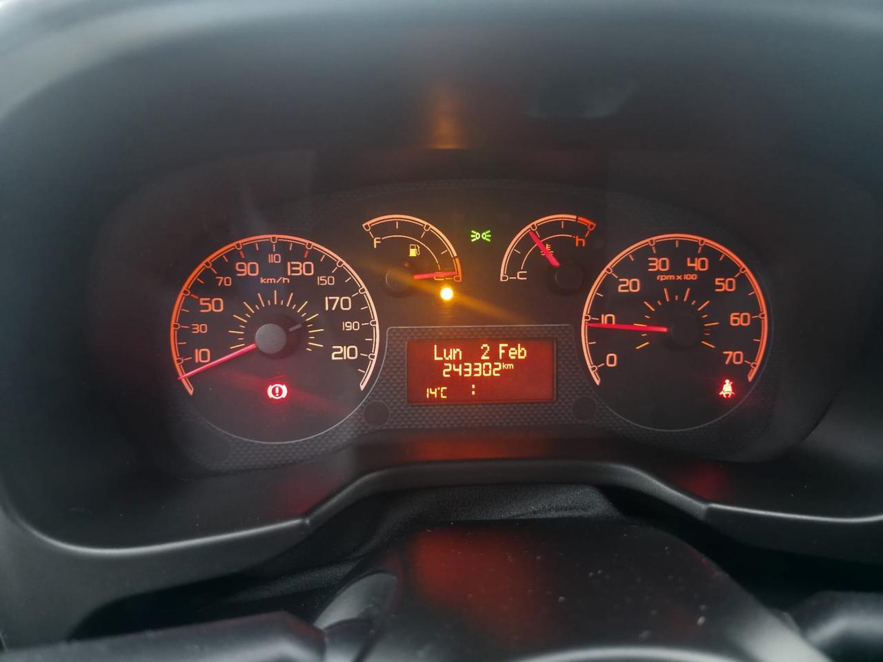 Fiat Qubo 1.3 MJT 95 CV Trekking