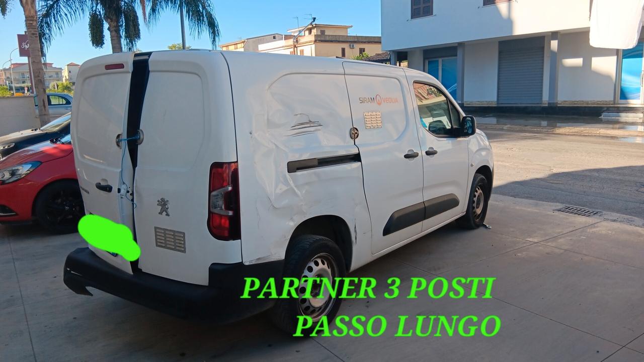 Peugeot Partner PASSO LUNGO INCIDENTATA SINISTRATA MONDIALCARS 021