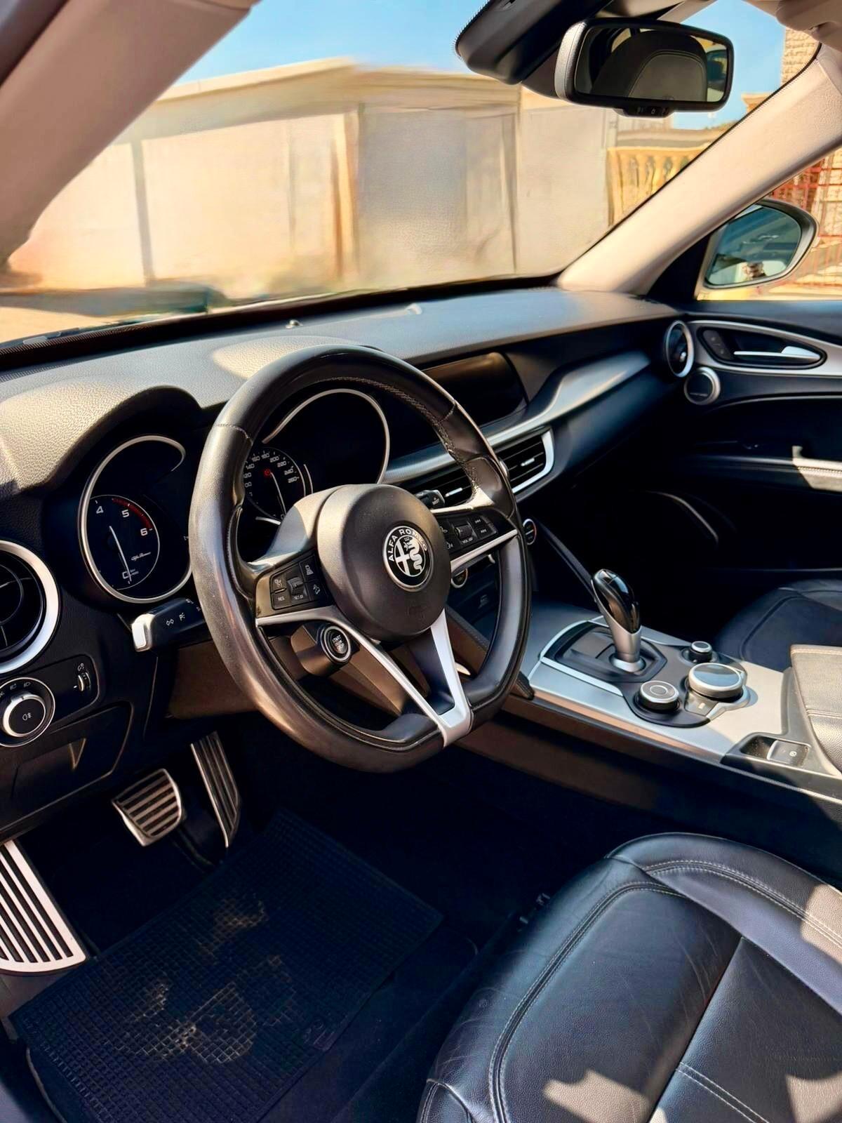 Alfa Romeo Stelvio 2.2 Turbodiesel 210 CV AT8 Q4 B-Tech