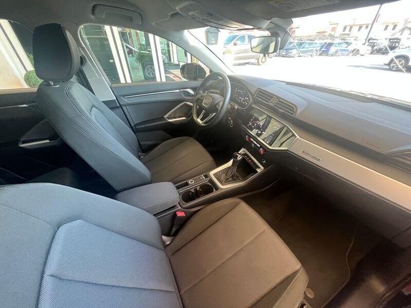 Audi Q3 35 TDI quattro S tronic Business Advanced