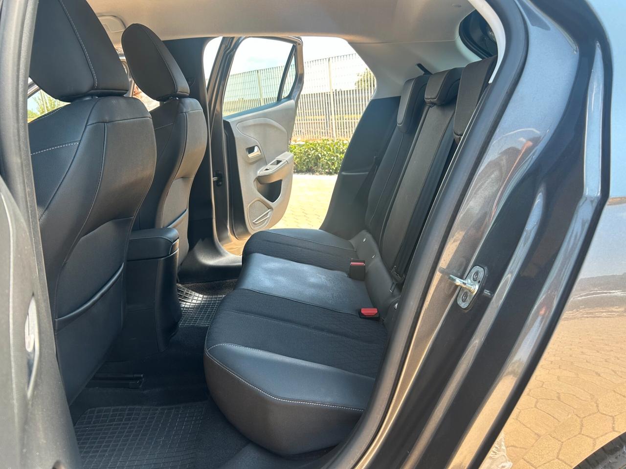 Opel Corsa 1.5 D 100 CV Elegance FARI LED