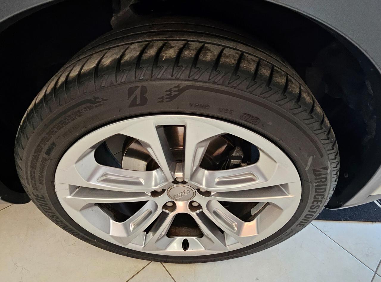 Audi Q3 2.0 TDI S Line Edition KM 138000
