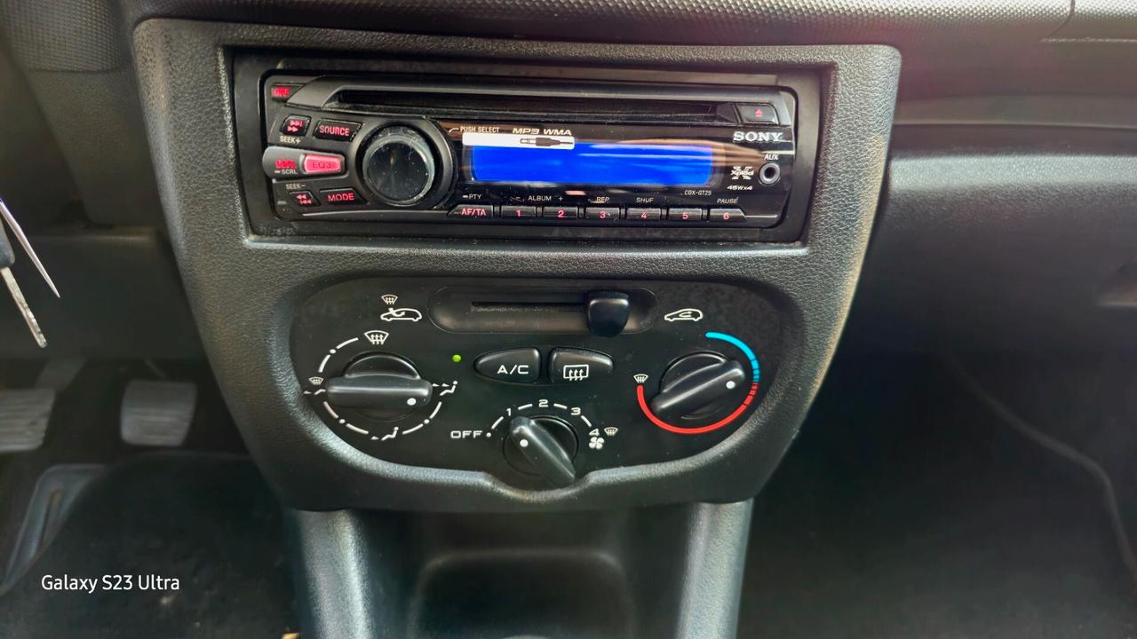 Peugeot 206 plus ok neopatentati GARANTITA 12 MESI