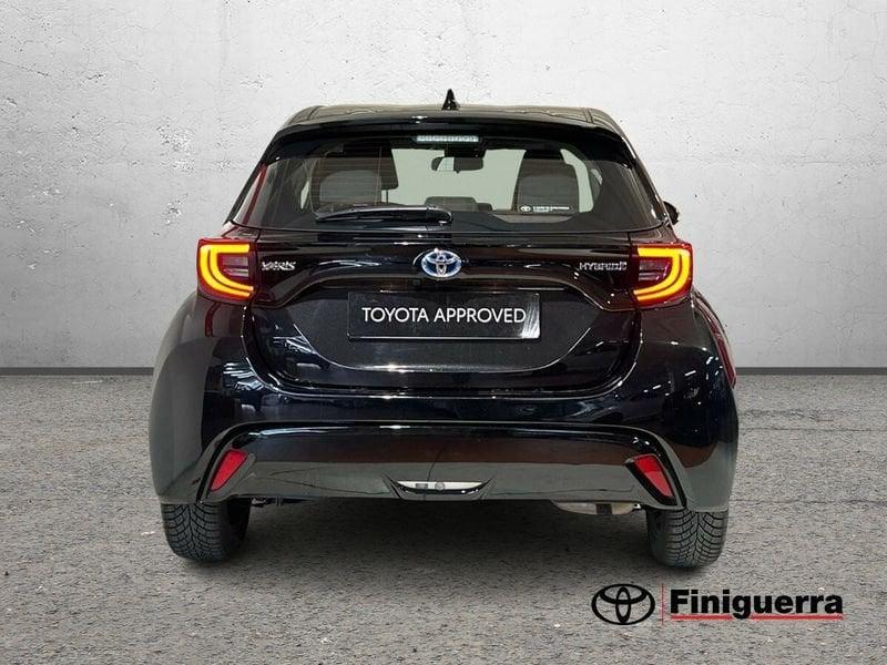 Toyota Yaris Hybrid Trend MY22