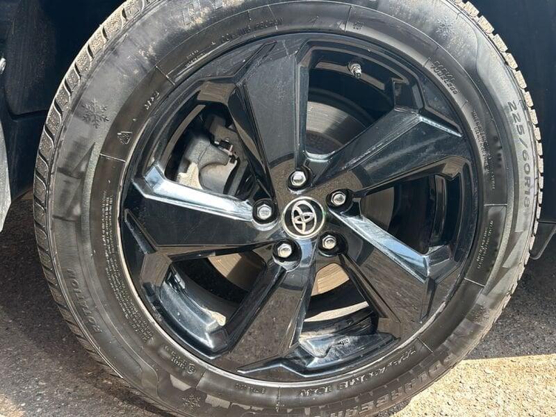 Toyota RAV4 2.5 HV 222v E-CVT Style 4WD