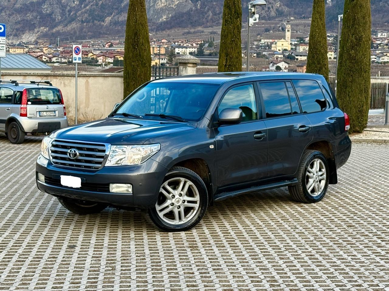 Toyota Land Cruiser 200 , V8 4.5 Tdi 286cv, 7 posti