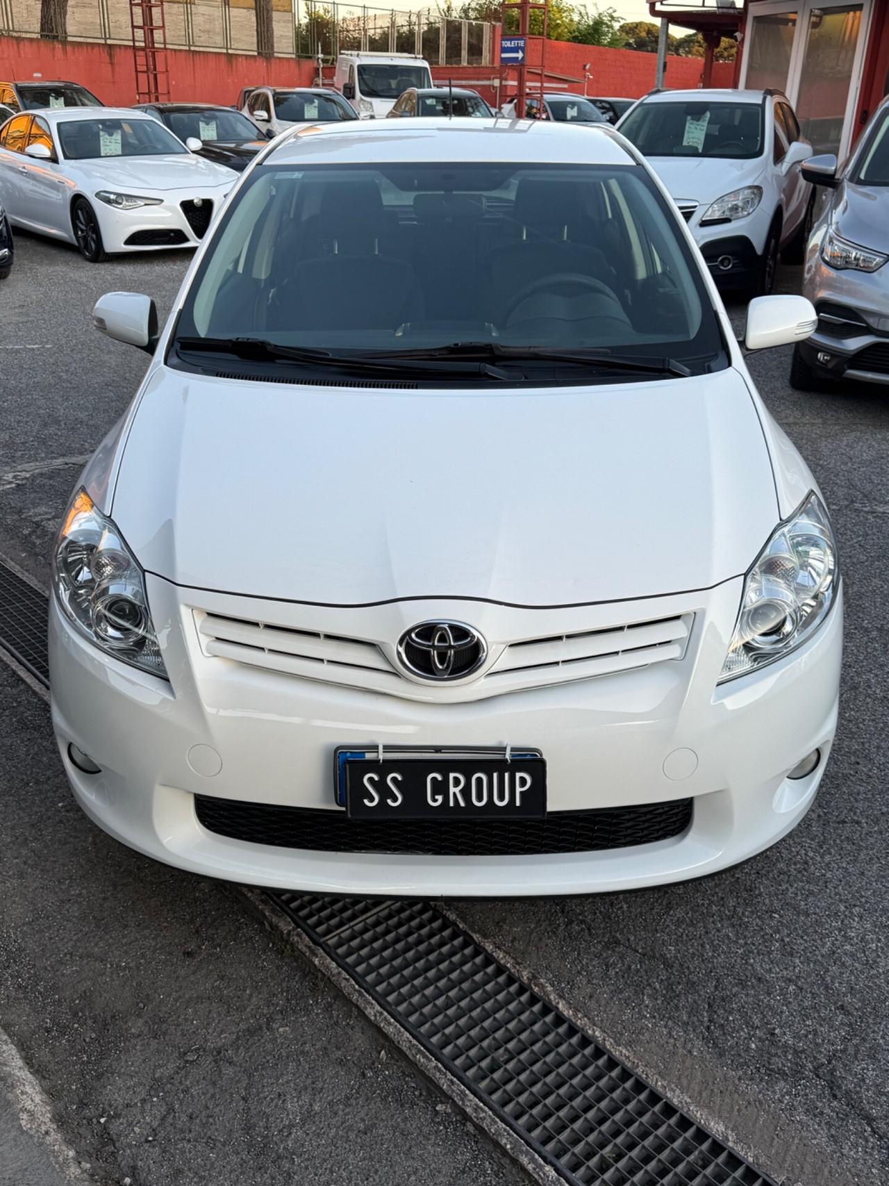 Toyota Auris 1.4 D-4D -( 98 mila km ) Active