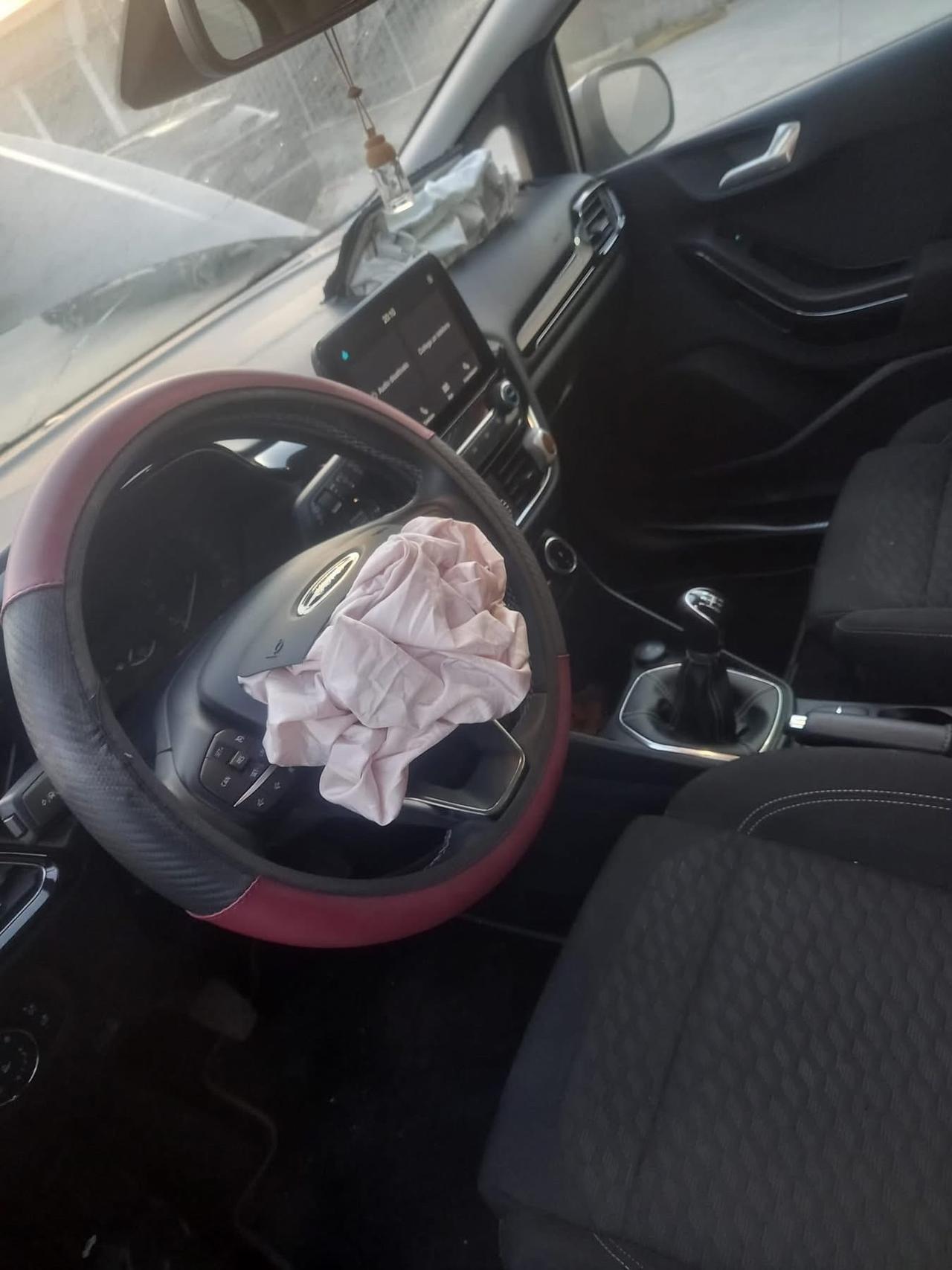 Ford Fiesta 1.1 2023 Incidentata sinistrata