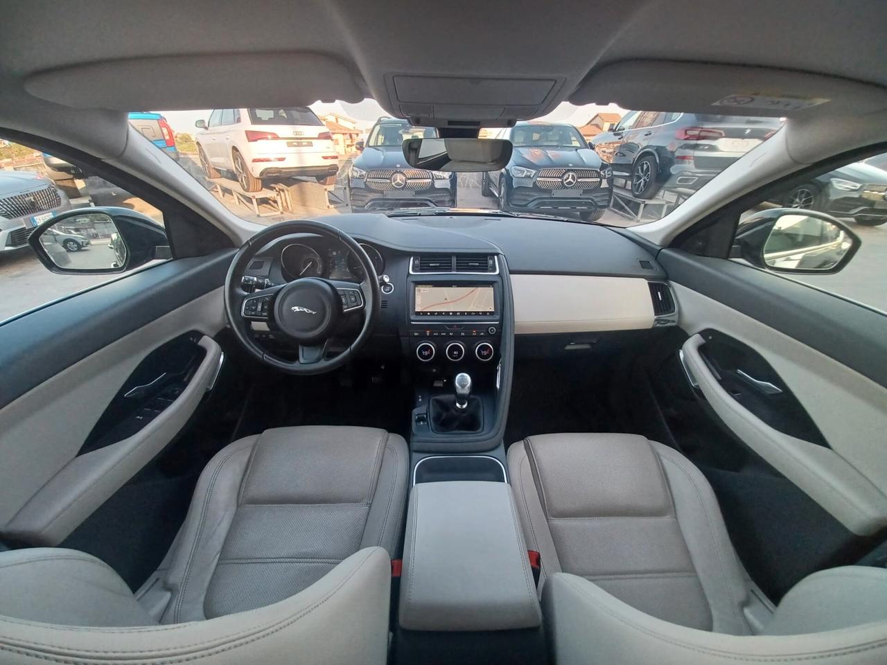 Jaguar E-Pace 2.0D 150 CV R-Dynamic