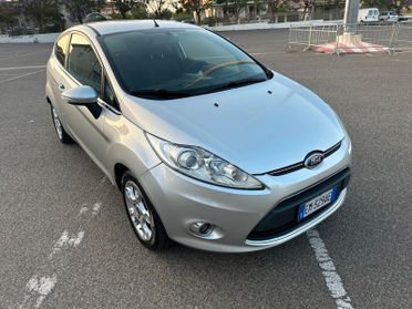 Ford Fiesta 1.4 TDCi 70CV 5 porte Titanium