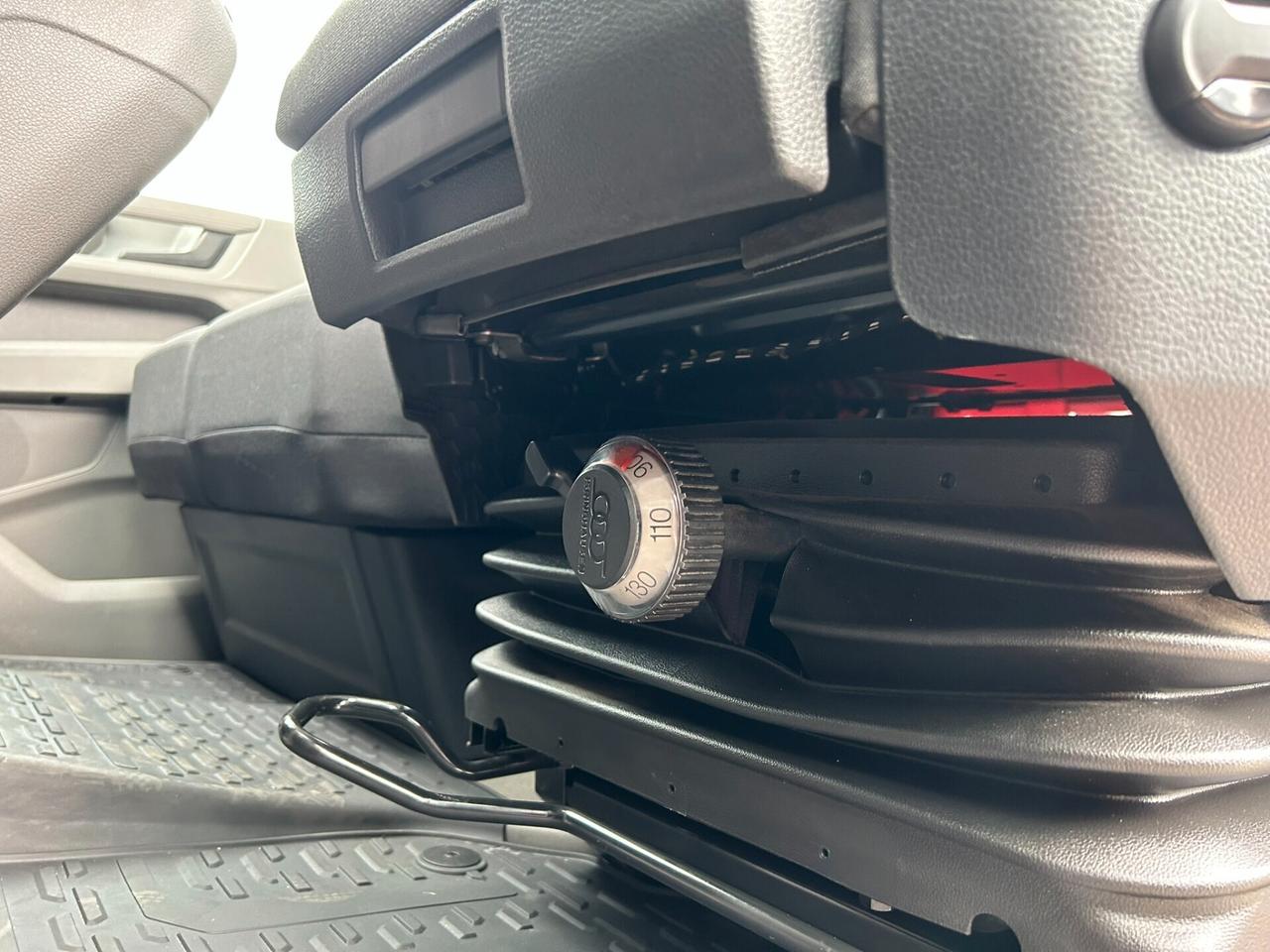 VW CRAFTER 2.0 TDI 140CV COMEAR PF1500 - CARRO ATTREZZI