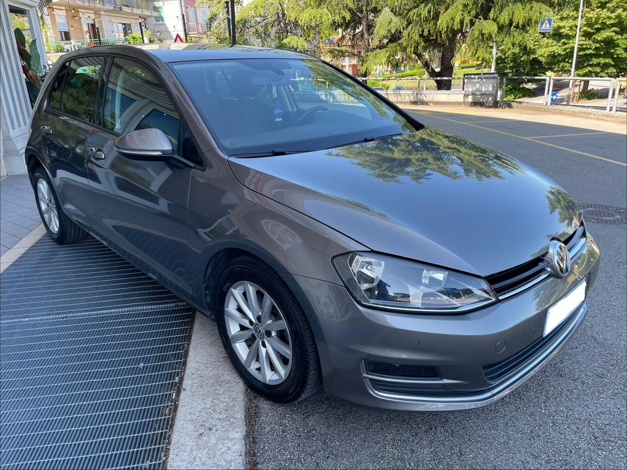 VOLKSWAGEN GOLF 1.6 TDI 110 CV DSG 5P LOUNGE
