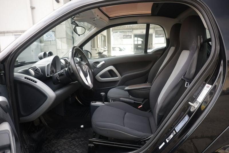 smart fortwo smart fortwo Fortwo 1.0 Pure 71cv 52KW ANNO 2008