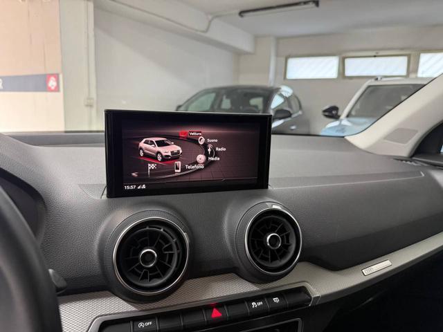 AUDI Q2 30 TFSI Business