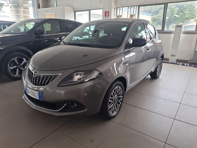 Lancia Ypsilon 1.0 FireFly 5 porte S&S Hybrid Gold Plus