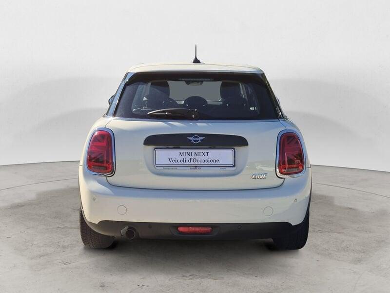 MINI Mini 5 porte Mini 5p 1.5 One Baker Street 102cv auto