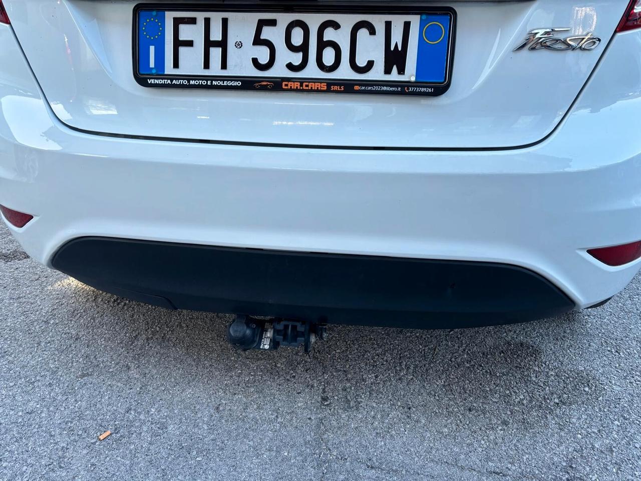 Ford Fiesta 1.5 TDCi 75CV 5 porte Titanium