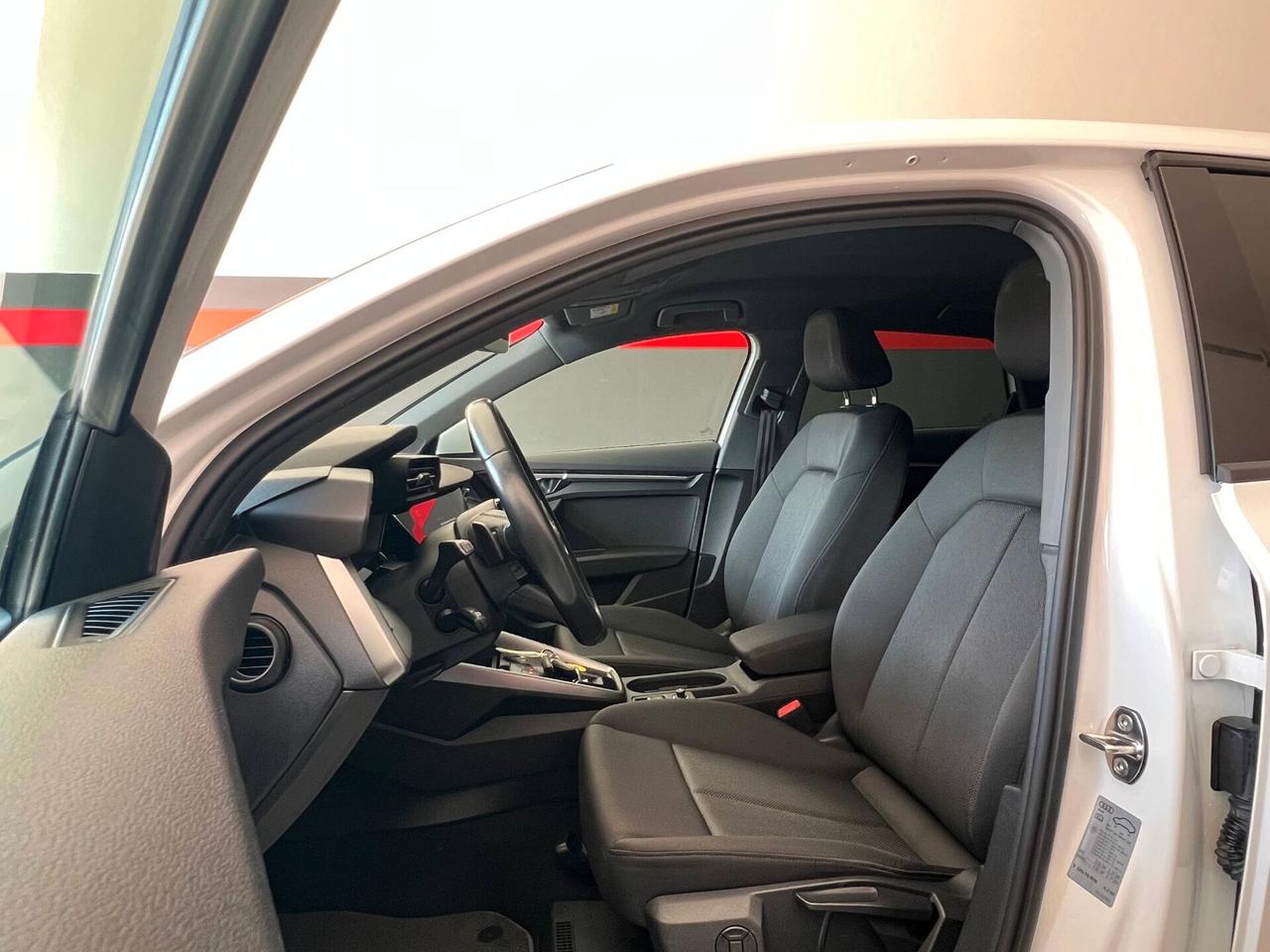 Audi A3 SPB 30 TFSI Business