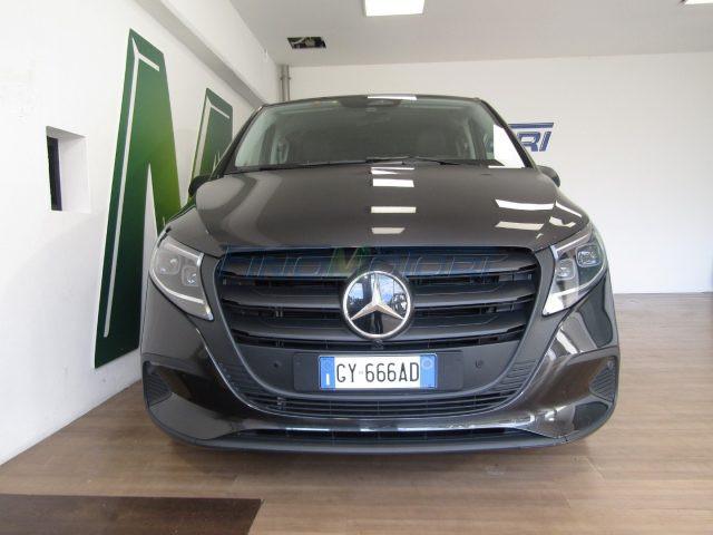 MERCEDES-BENZ Vito Tourer 2.0 119 CDI 190 CV Pro Long 4MATIC 8 POSTI