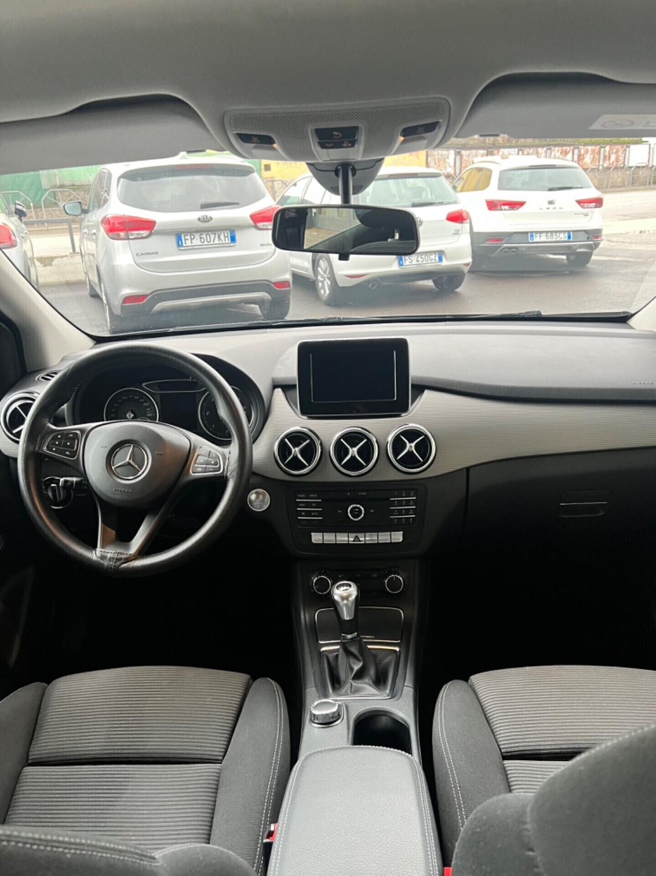 MERCEDES-BENZ B 180 d PREMIUM KM 82.000