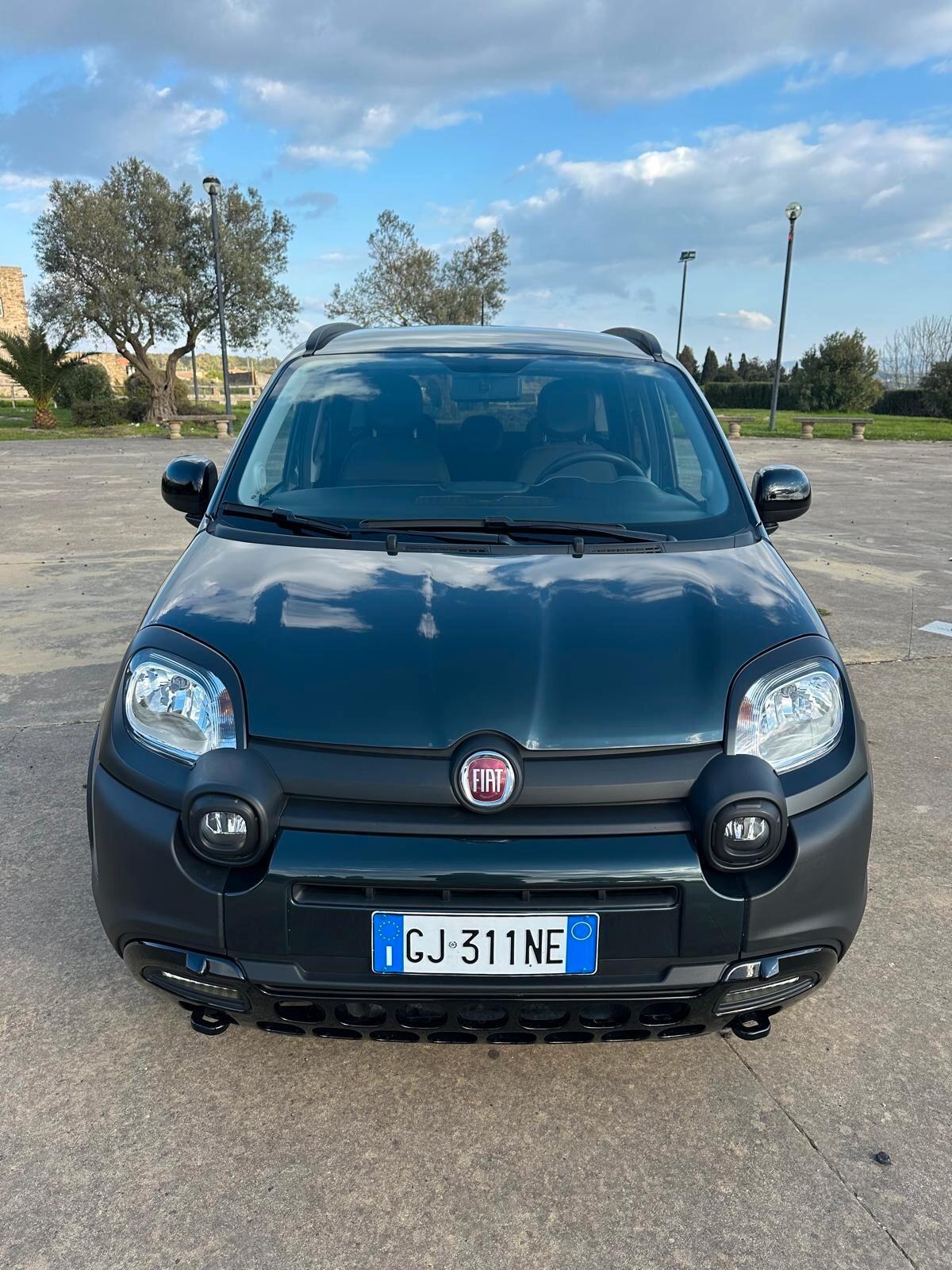 Fiat Panda 1.0 FireFly S&S Hybrid Garmin