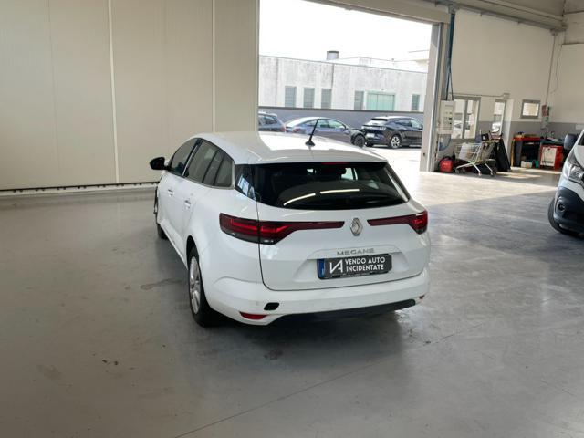 RENAULT Megane SPORTER BLUE DCI 115CV EQUILIBRE