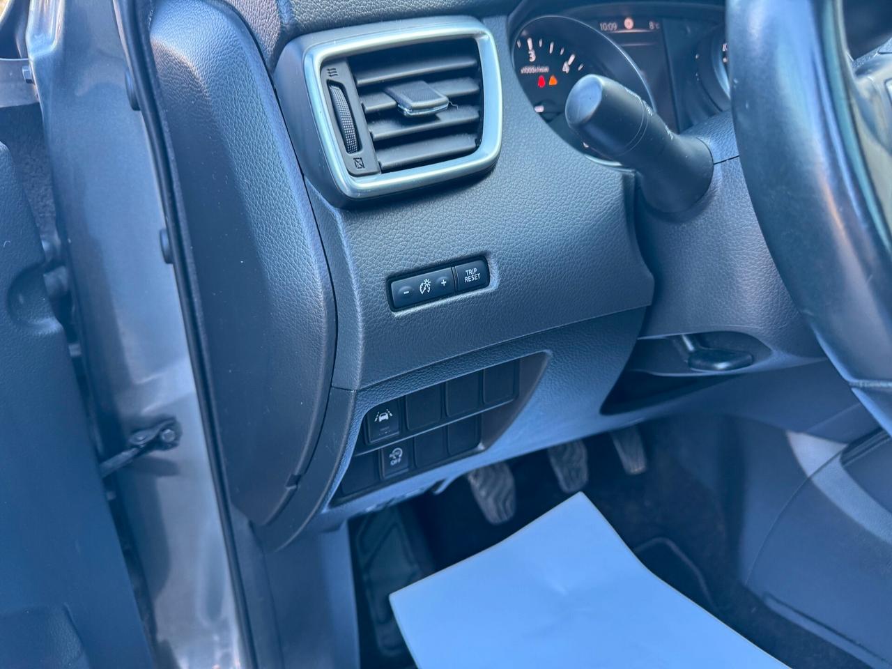 Nissan Qashqai 1.5 dci N-Connecta 110cv TETTO FULL OPTIONAL