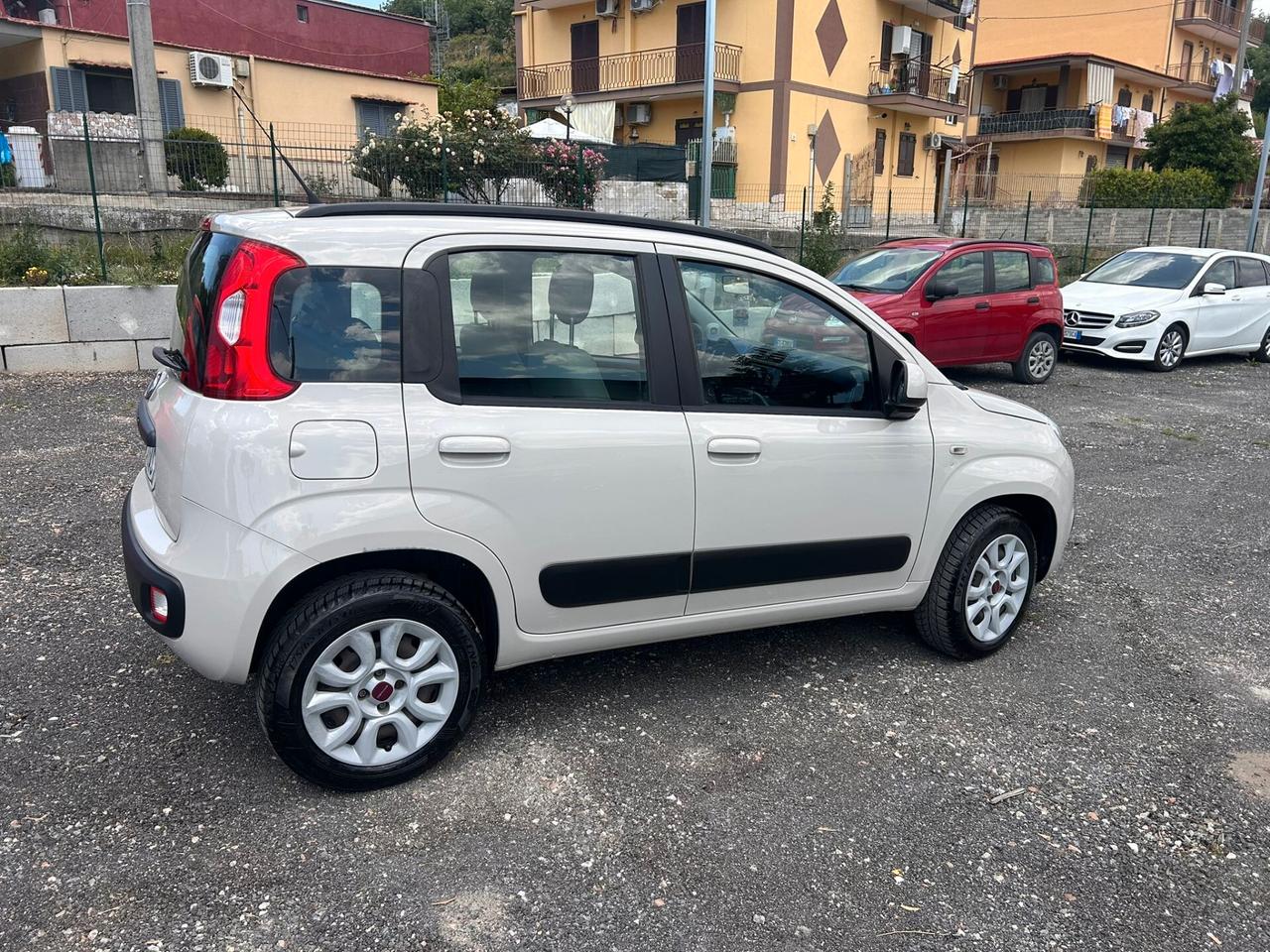 Fiat Panda 0.9 TwinAir Turbo Natural Power Lounge