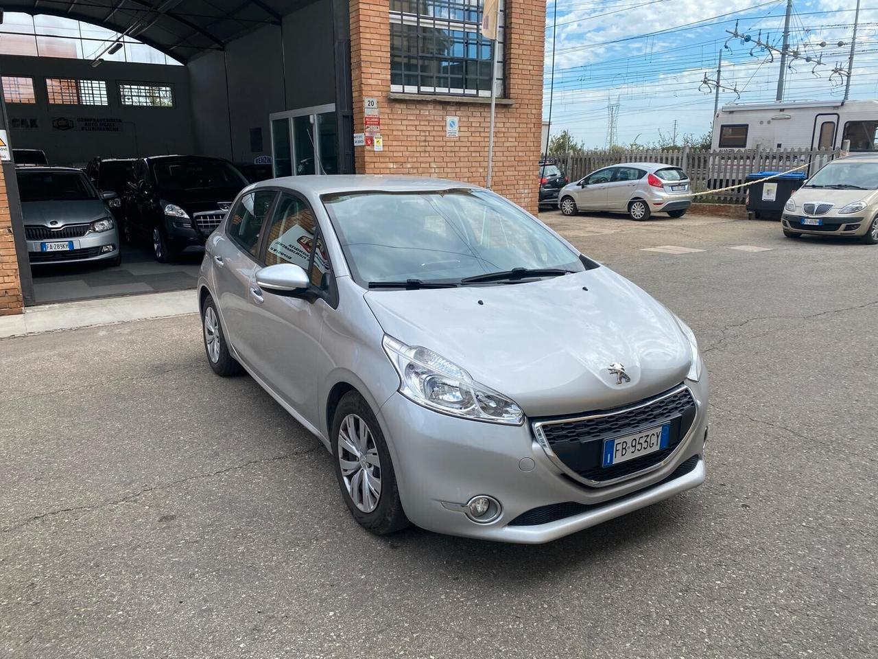 Peugeot 208 1.4 95 CV 5p. GPL - UNICO PROP - GARANZIA 12 MESI