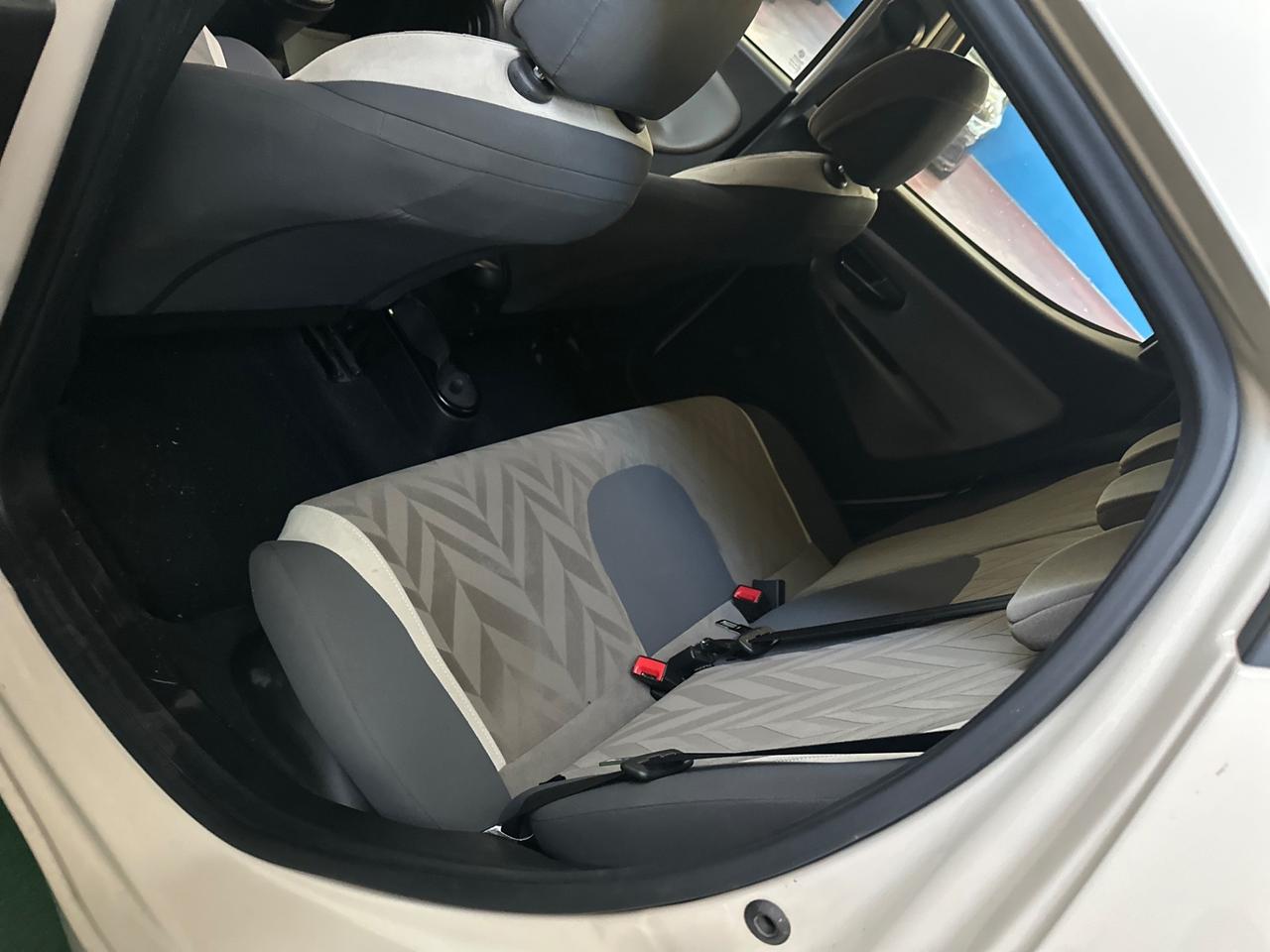 Lancia Ypsilon 1.2 69 CV/2017/ok neopatentati