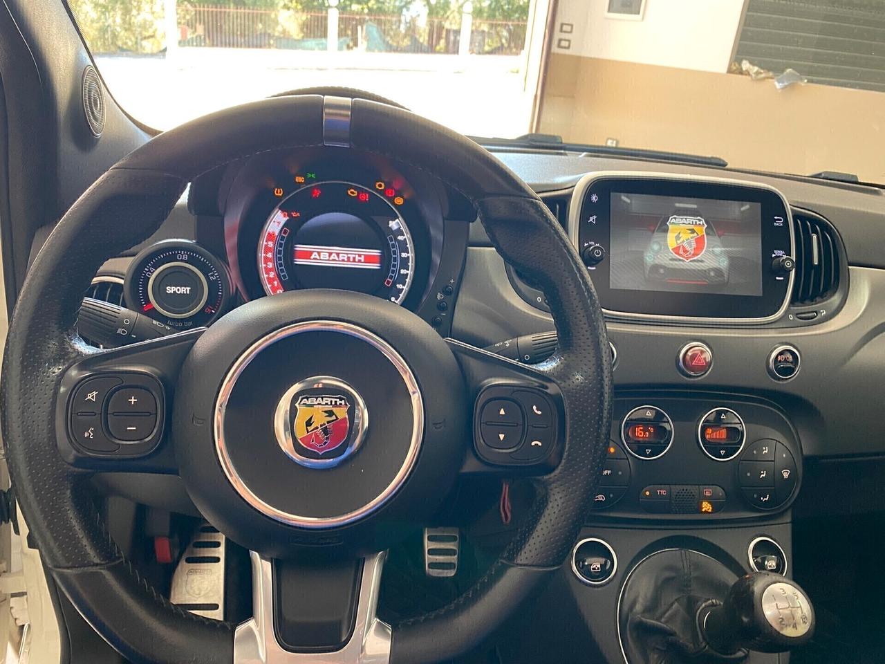 Abarth 595 1.4 Turbo T-Jet 160 CV Pista