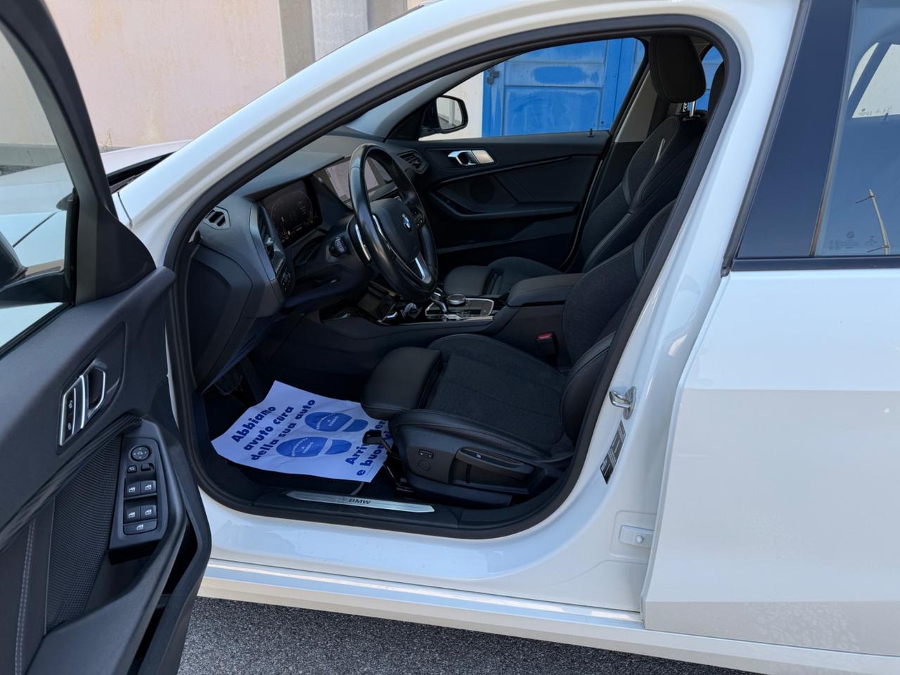 Bmw 118d 5p. Sport Automatica 2021