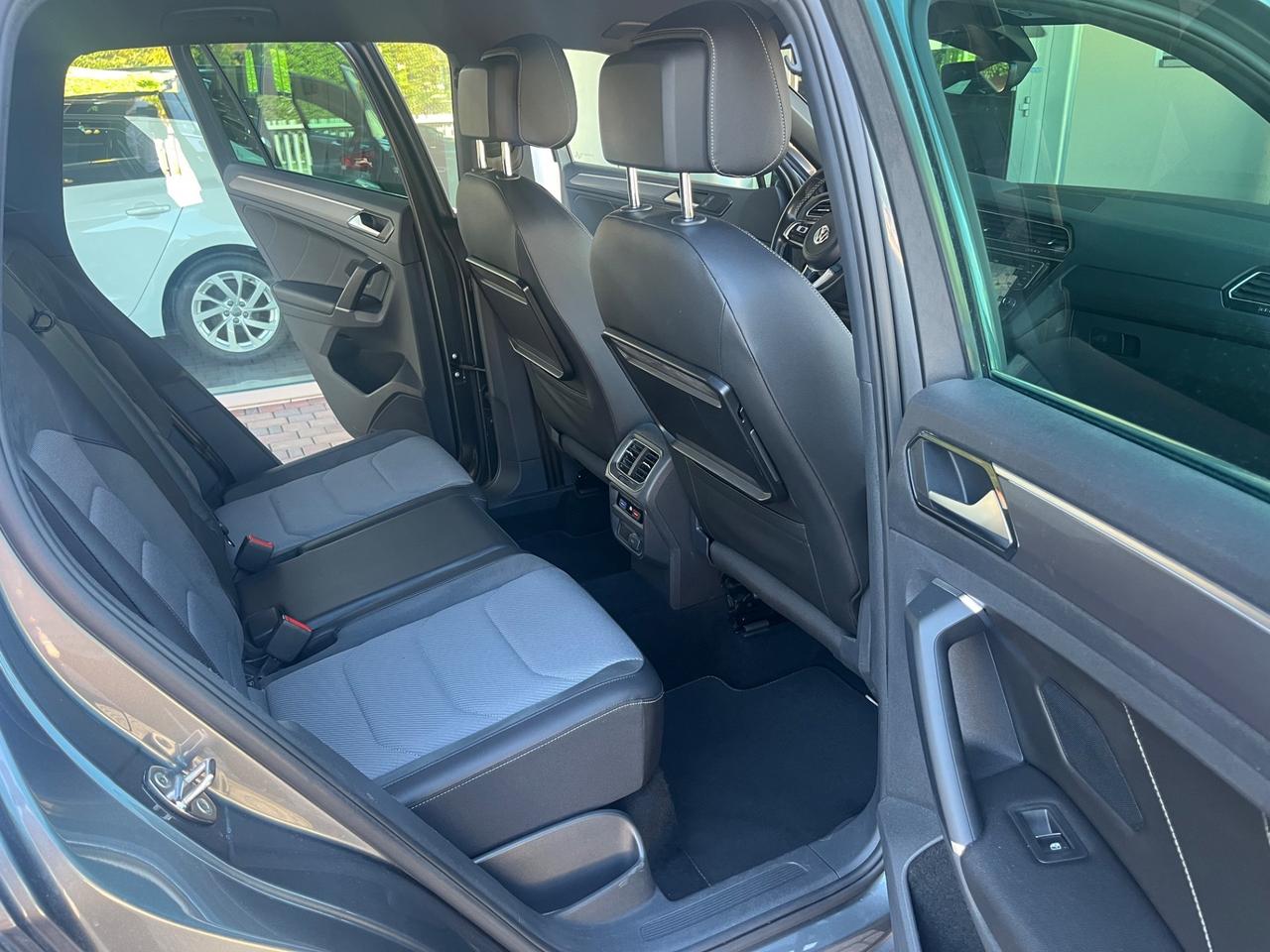 Volkswagen Tiguan 2.0 bitdi Executive R-Line 4motion 240cv dsg
