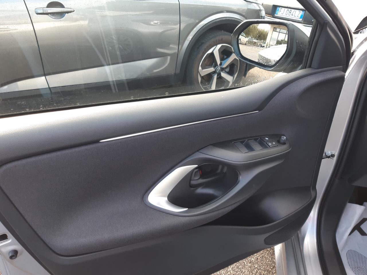 Toyota Yaris 1.5 Hybrid 5 porte Active