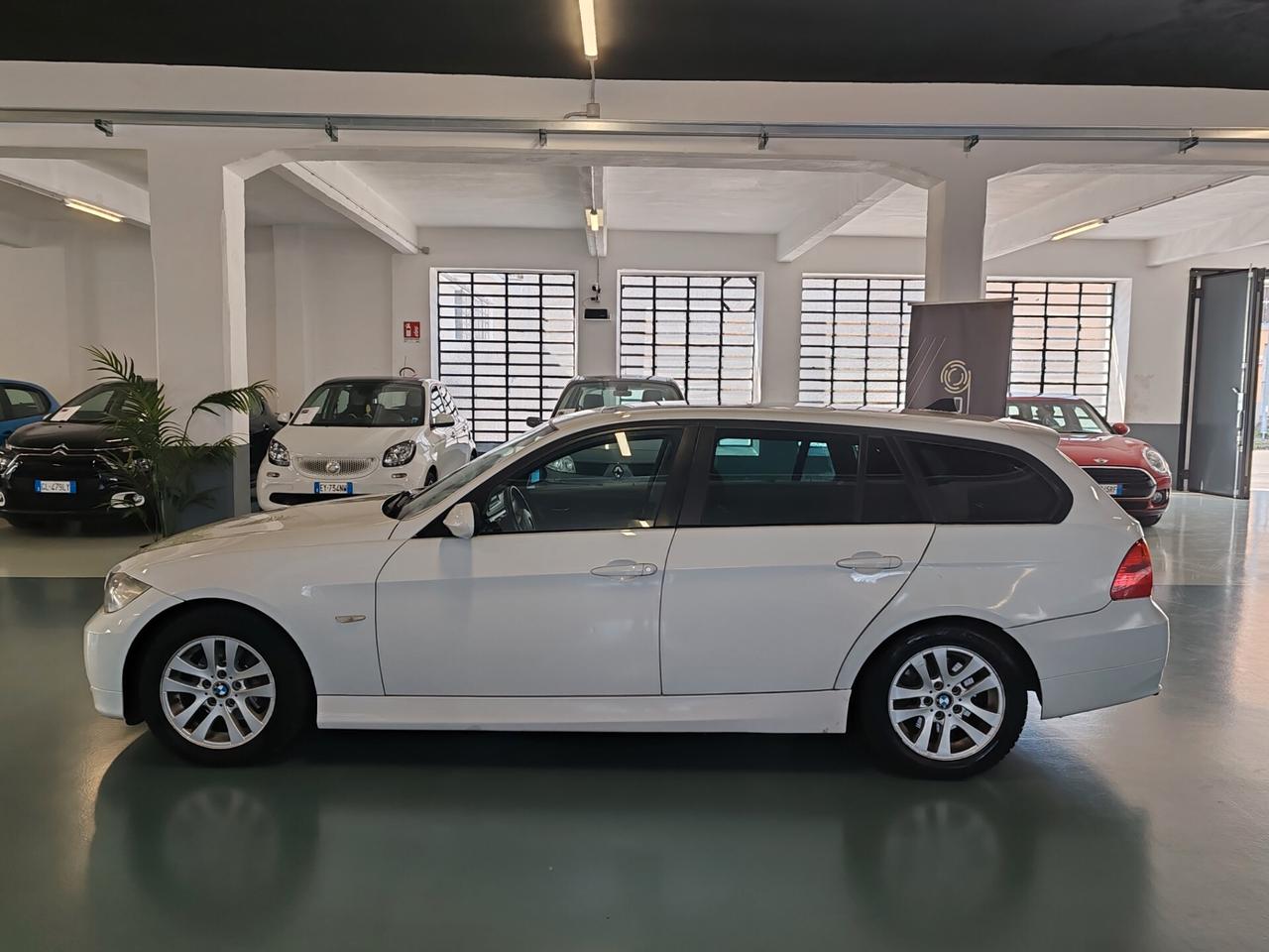 Bmw 320 320d cat Touring Attiva