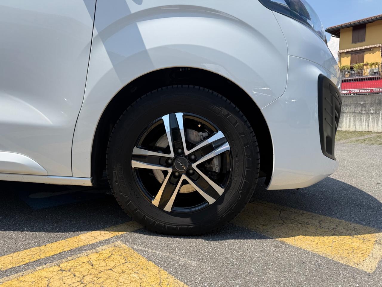 OPEL ZAFIRA LIFE / VIVARO 1.5 DIESEL 8 posti