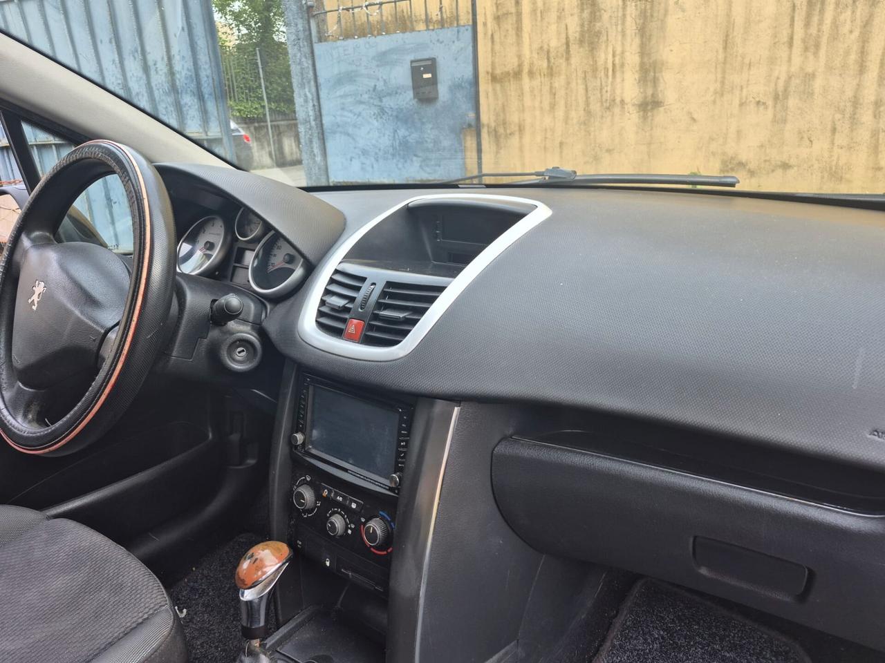 Peugeot 207 1.4 8V 75CV 5p. Energie Sport GPL