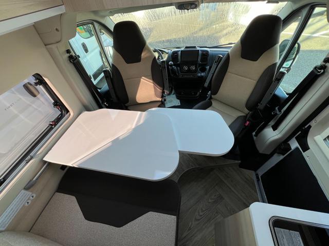 CHAUSSON V697 FIRST LINE